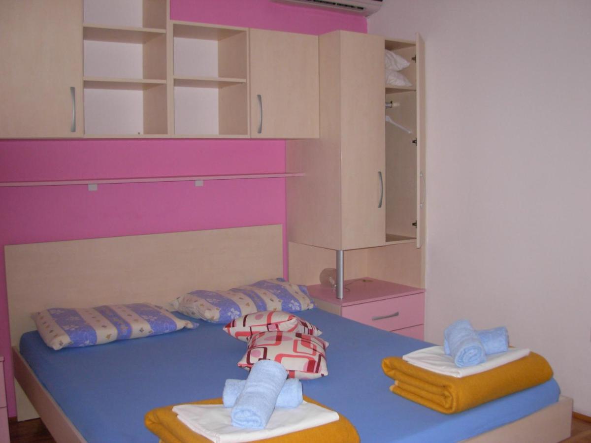 Kiro Milna (Hvar)
